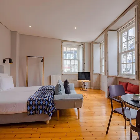 City-center With Modern Comforts