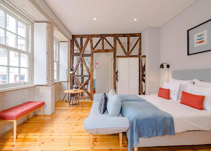 City-center With Modern Comforts Holiday home Porto