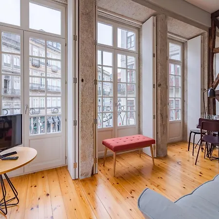 City-center With Modern Comforts Oporto
