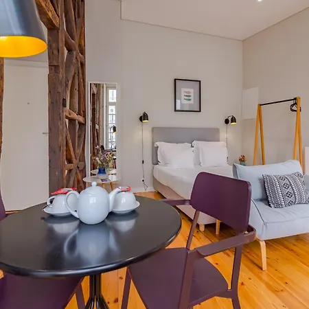City-center With Modern Comforts פורטו